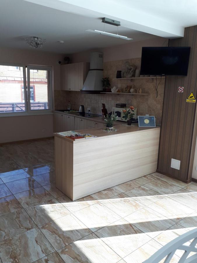 Juro Guest House Шяуляй Экстерьер фото