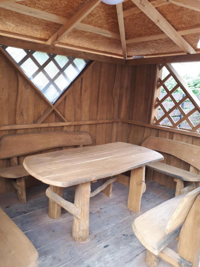 Juro Guest House Шяуляй Экстерьер фото