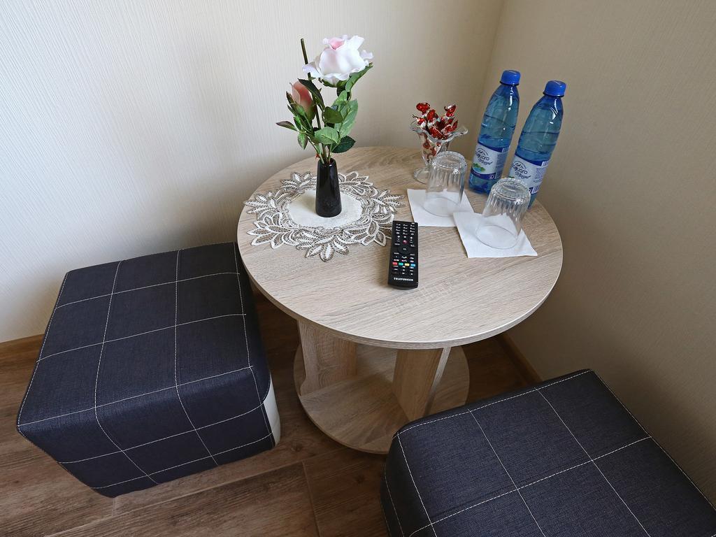 Juro Guest House Шяуляй Экстерьер фото